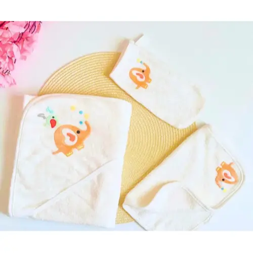 Cape de Bain Bébé 3 Pièces en Coton |Éléphant 70 × 70 cm Beige