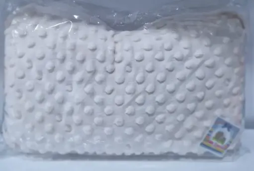 وسادة أطفال باللون البيج